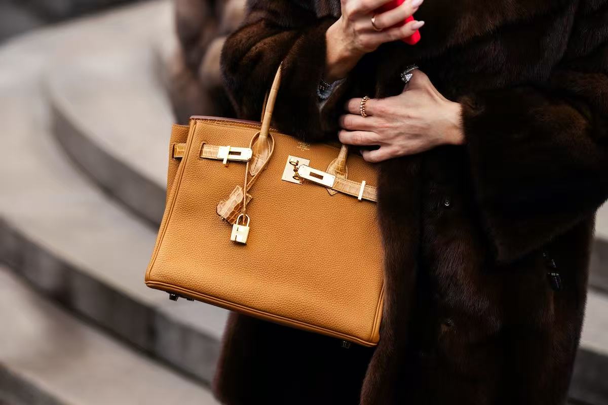 Authentic Luxury, At Wholesale Prices